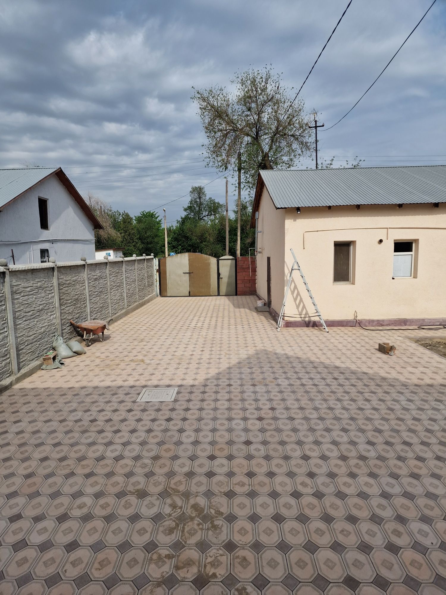 Продаётся дом в связи с переездом!