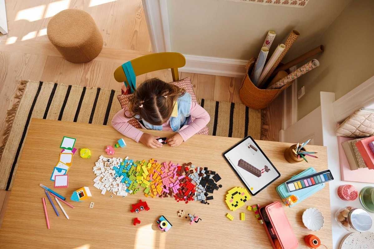 Lego 11042 Классика Творческая коробка счастья