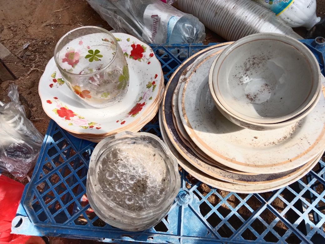 Продам казан, чайник, посуды