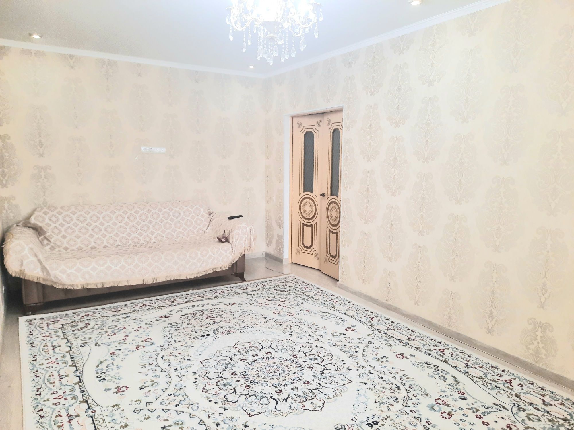 Продам 2хкомн.квартиру на Батыс2,  полностью мебелирована