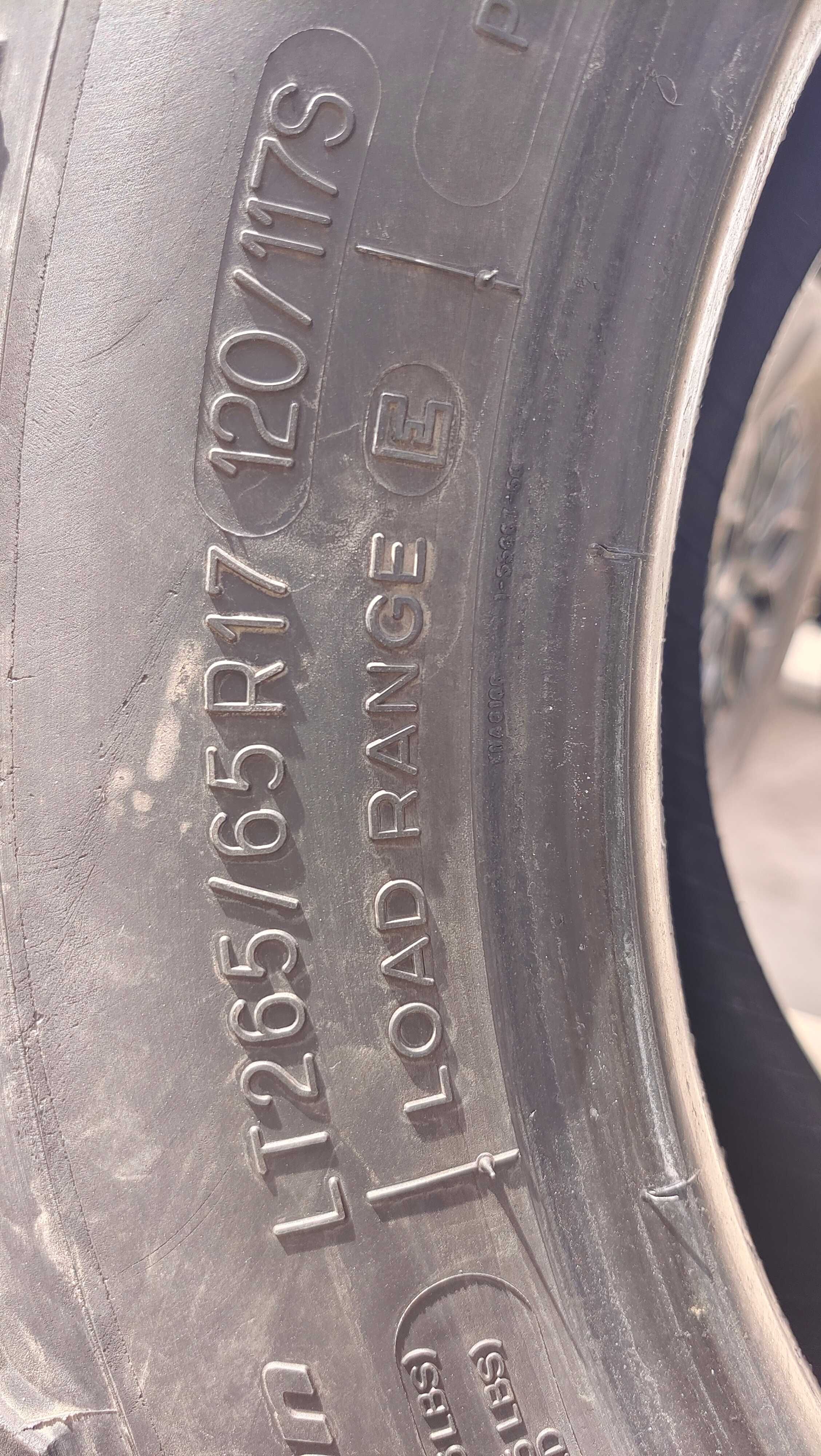 Продам комплект (4 шт.) шин BFGoodrich All Terrain 265/65 R17