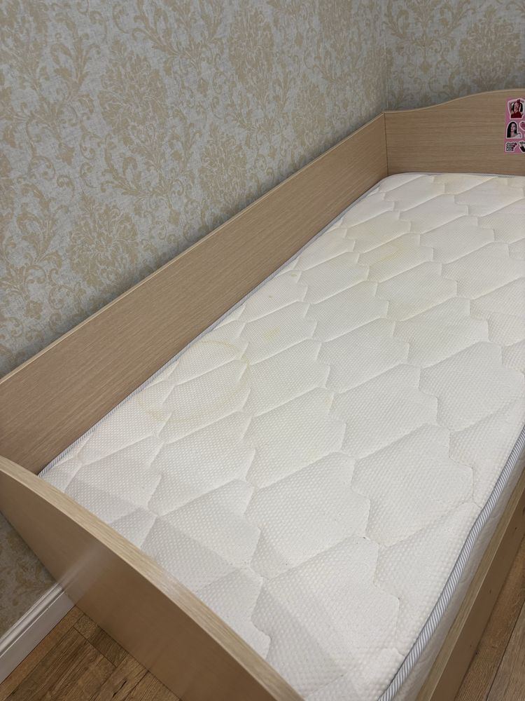 Продам детскую кровать