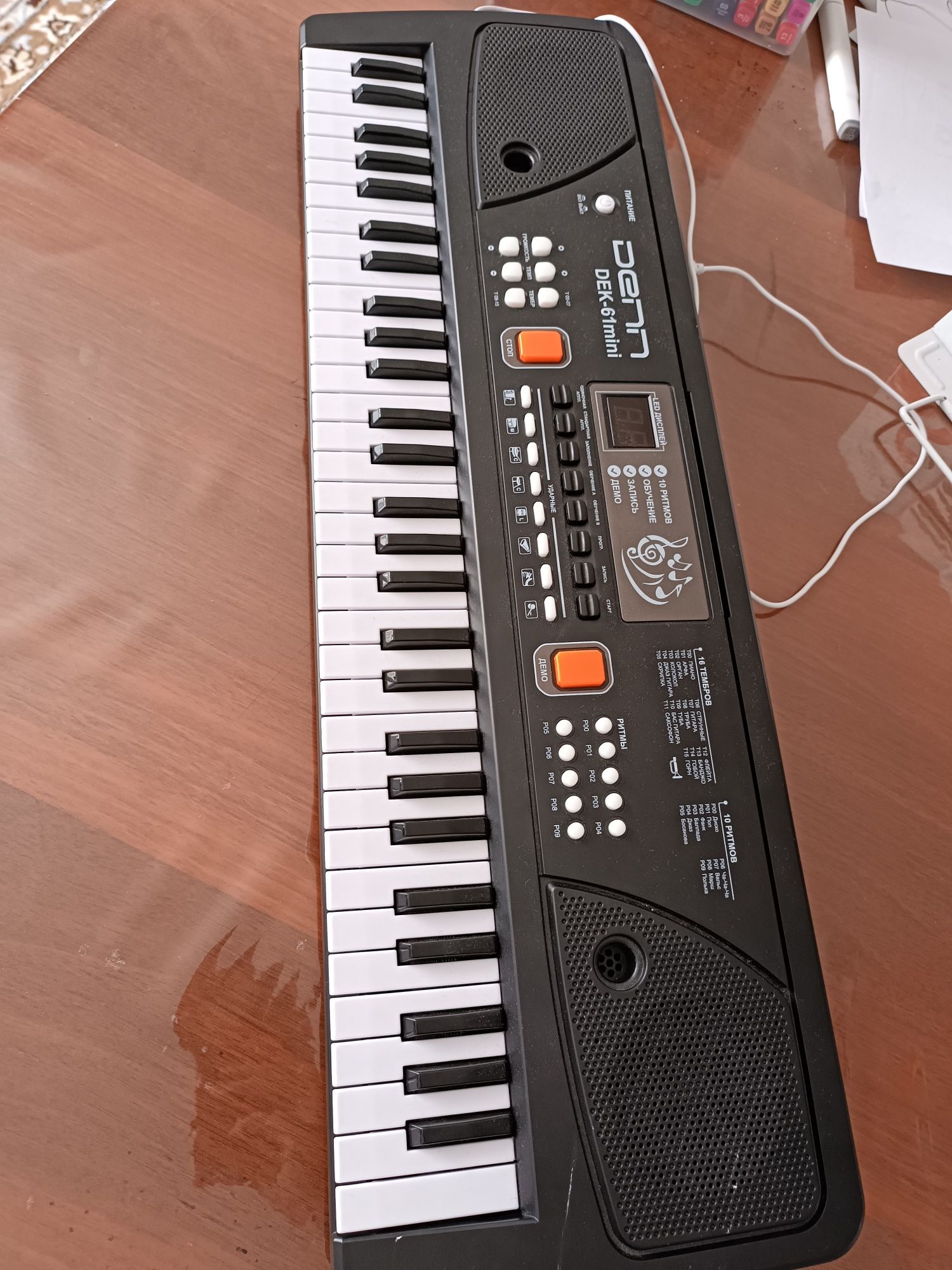 Синтезатор Denn DEK61mini, фортепиано, пианино