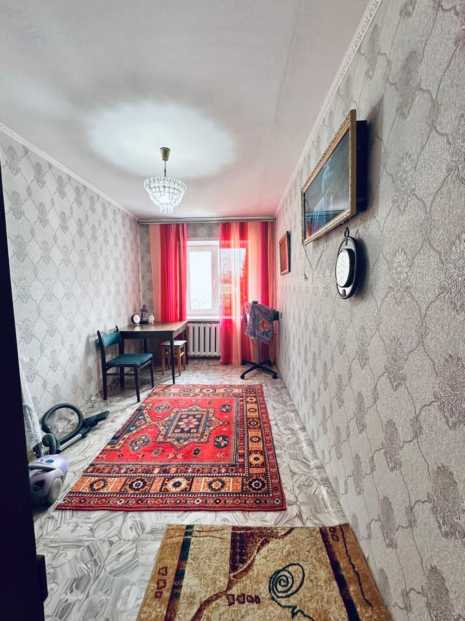 Продам 3х комнатную квартиру Детский мир