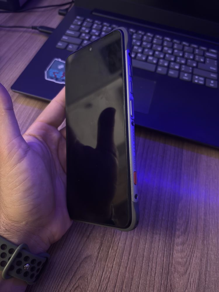 Лимитированная версия IXXI J5