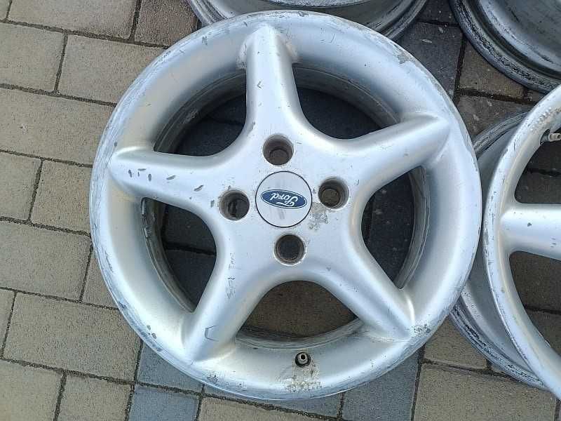 Продам оригинальные легкосплавные диски на автомашину Ford