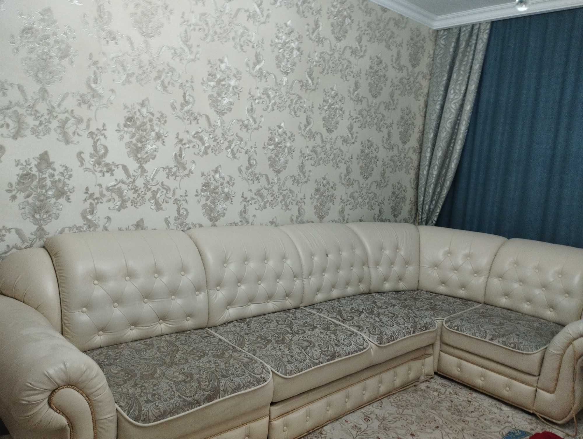 ПРОДАМ Диван+2 кресла