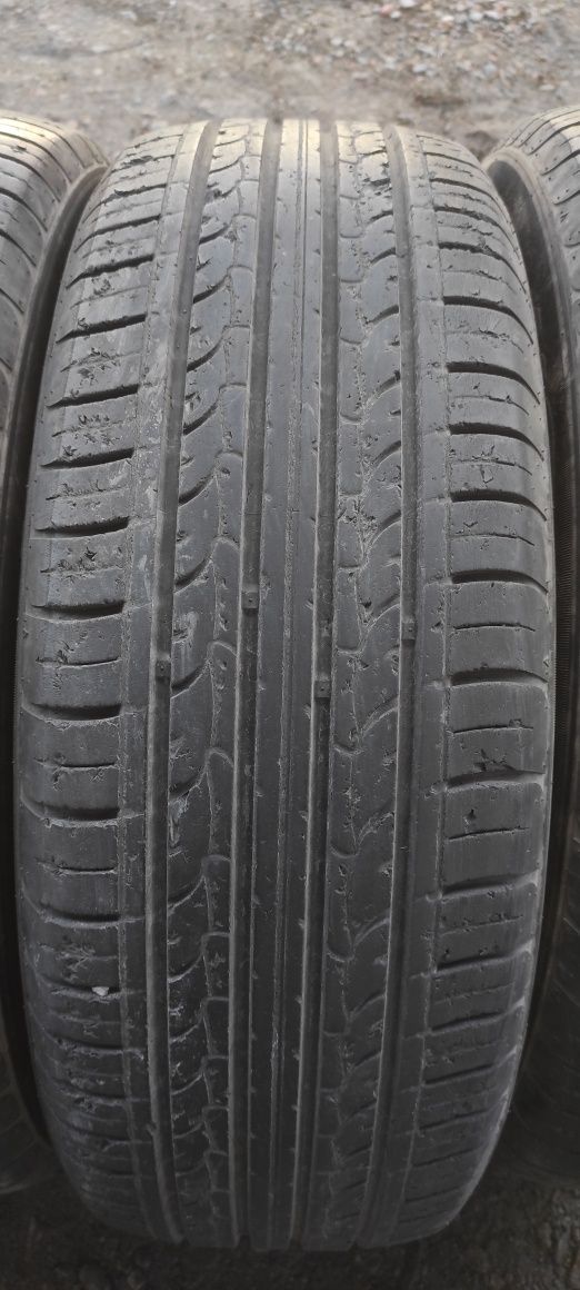 Комплект шин 215/60/17  nexen