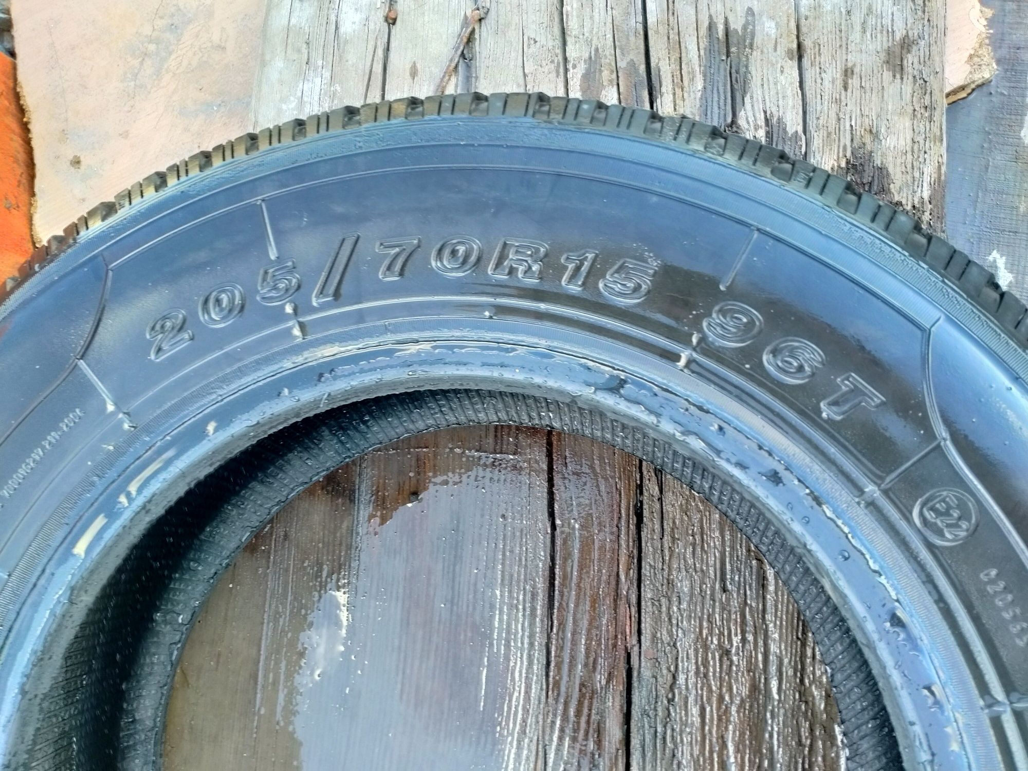 Автошины на бус 195/70/15 все сезонные
