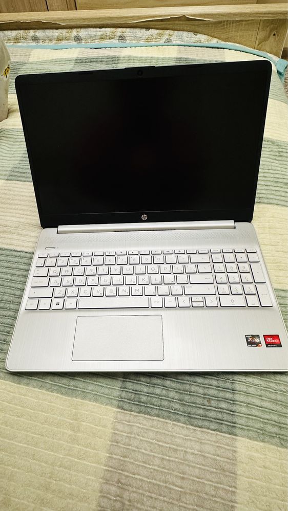 Ноутбук HP Rebak 21C1 15.6”