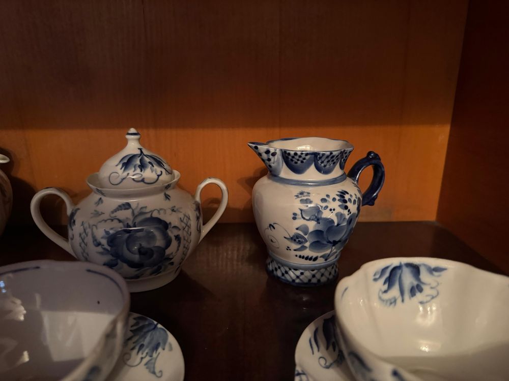 Продам сервиз Гжель