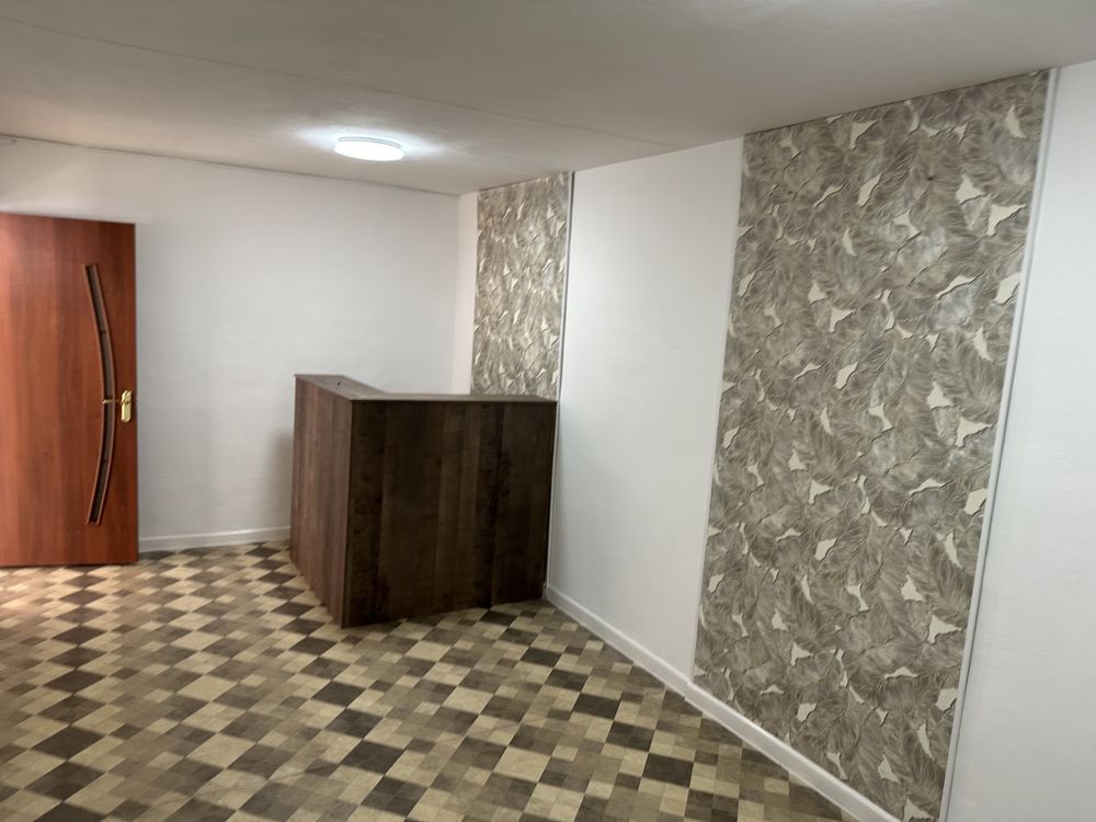 Офисы в аренду! Второй этаж 25км.м, первый этаж 18кв.м