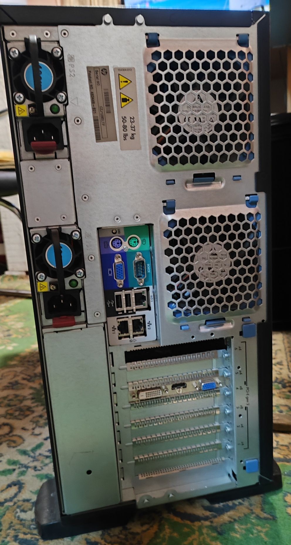 Продаю сервер HP Proliant ML 350 g6. В объявлении подробно.