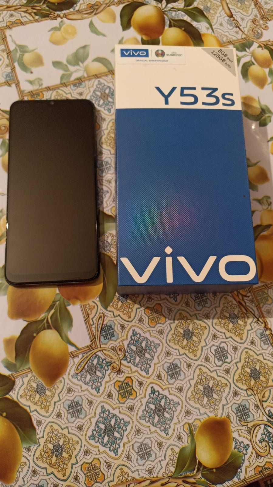 Продам телефон VIVO Y53s 8/128GB.