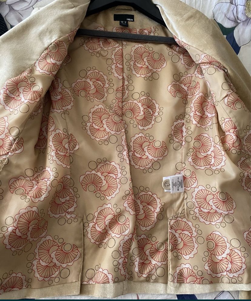 Продам бархатный пиджак H&M