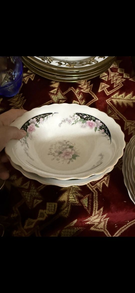 Посуда все по 150 тенге