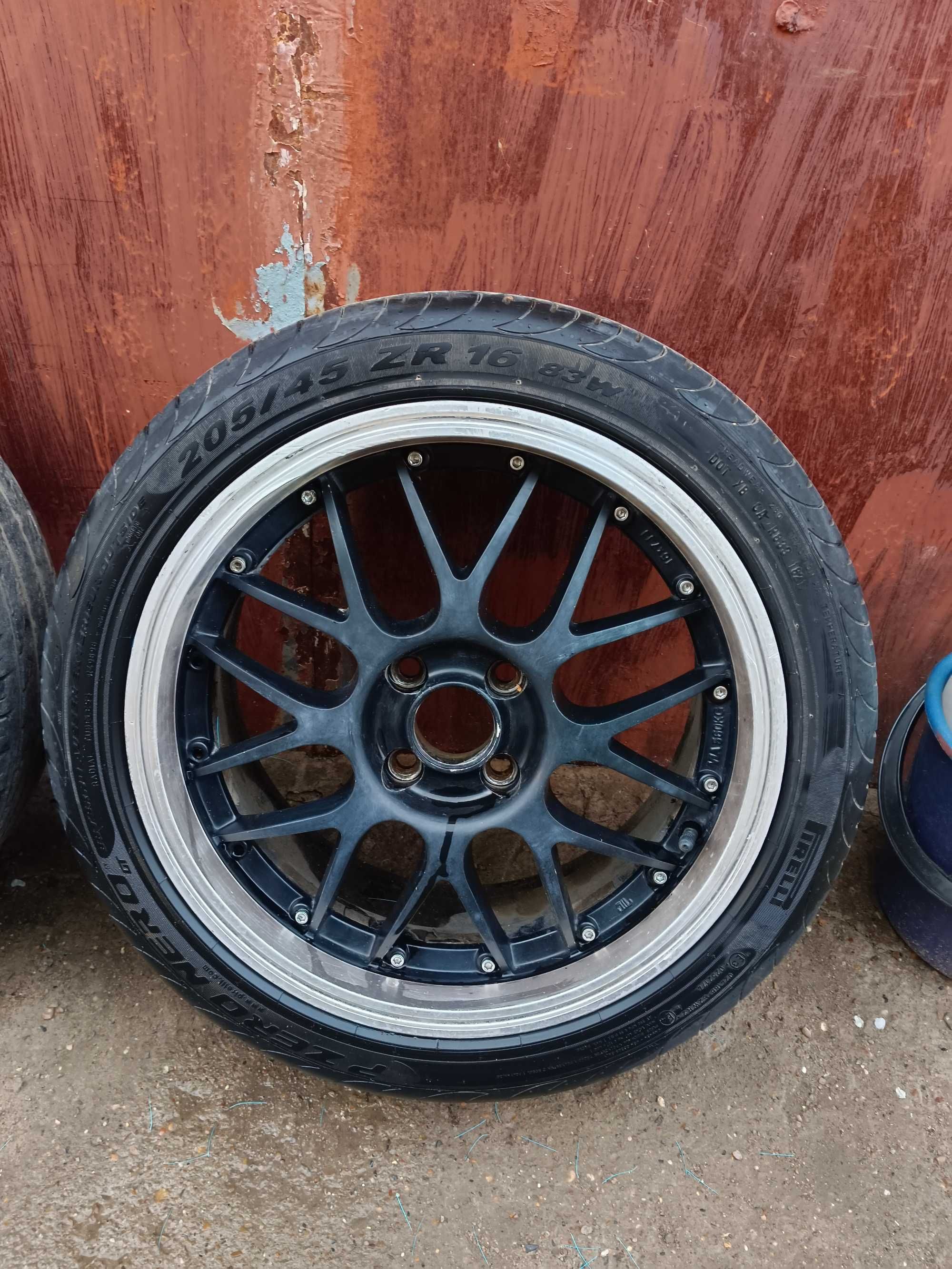 Продам диски с резиной r16