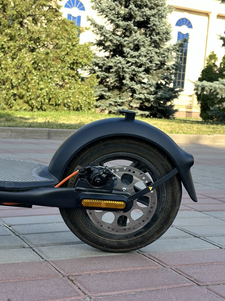 Электро самокат ninebot f30 plus