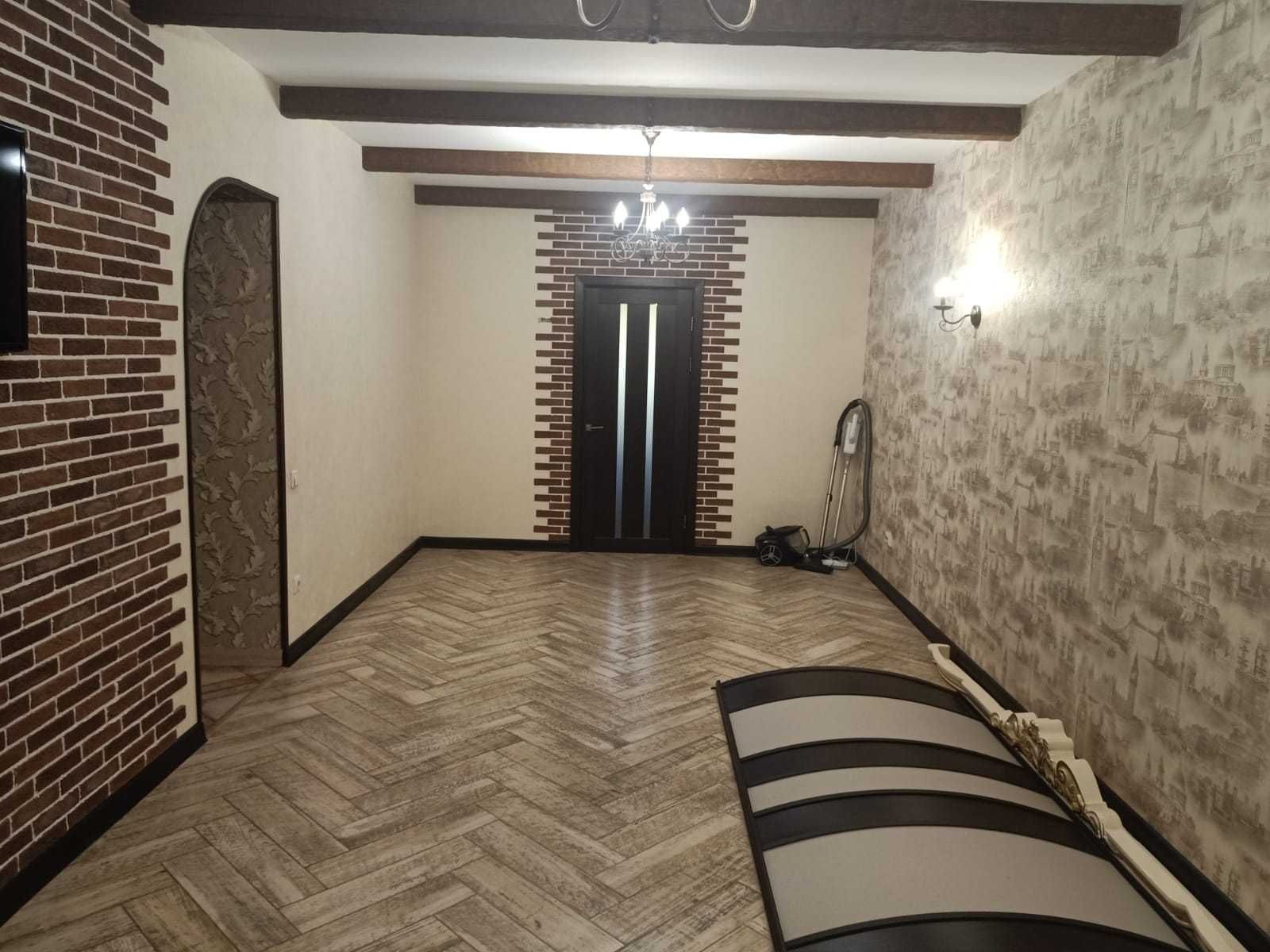 Продам коттедж в центре !