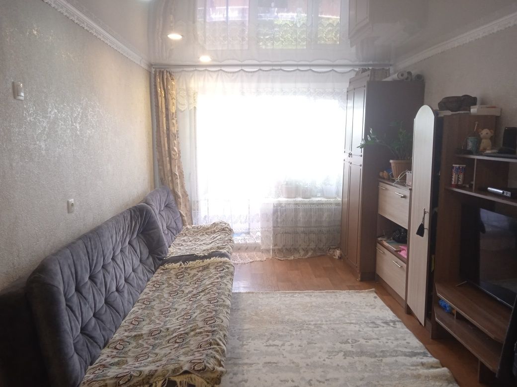 Продам 2 комнатную квартиру.