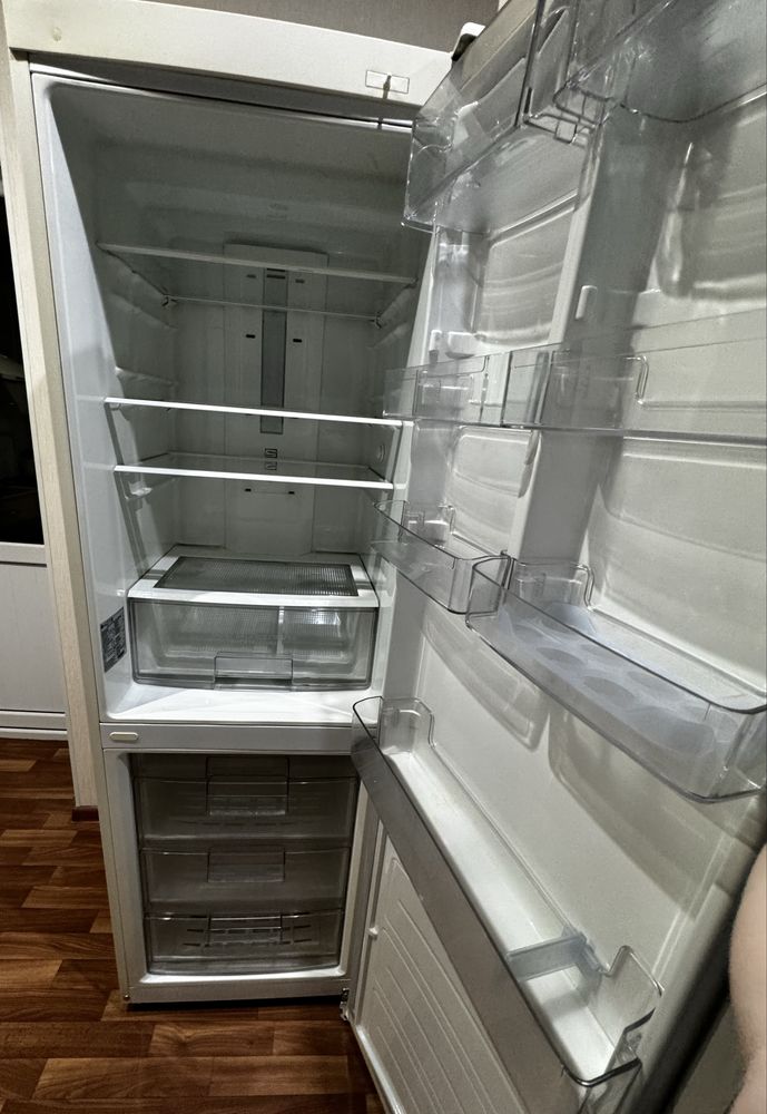 Холодильник LG б/у