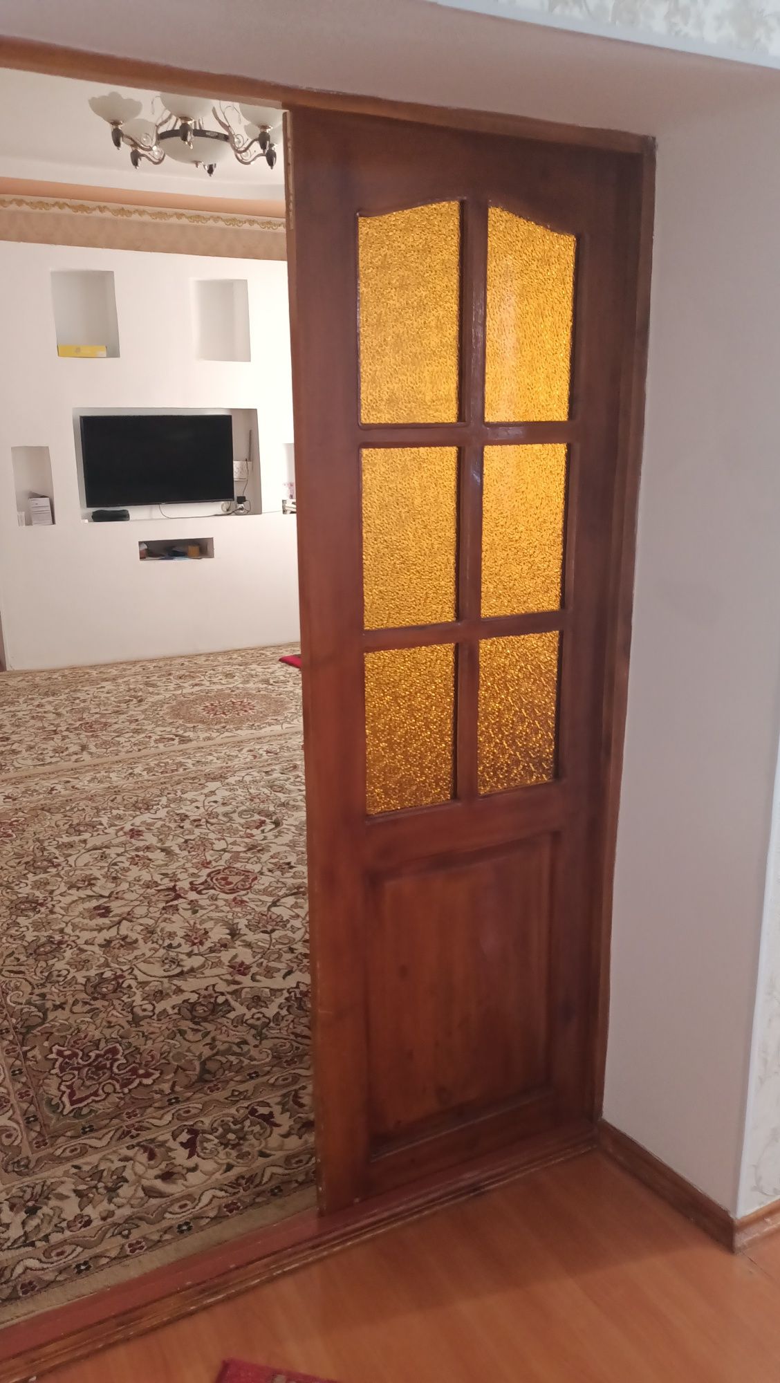 Продается межкомнатные двери