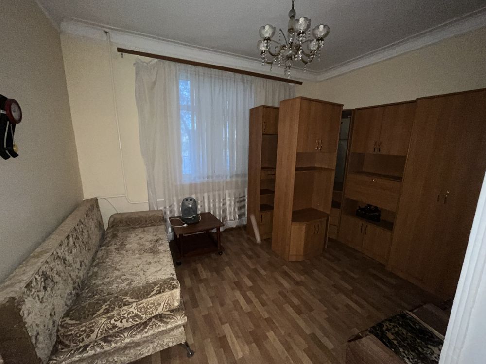 Продаю 3 комн кв с зем уч под офис-магазин. Возможен обмен на дом!