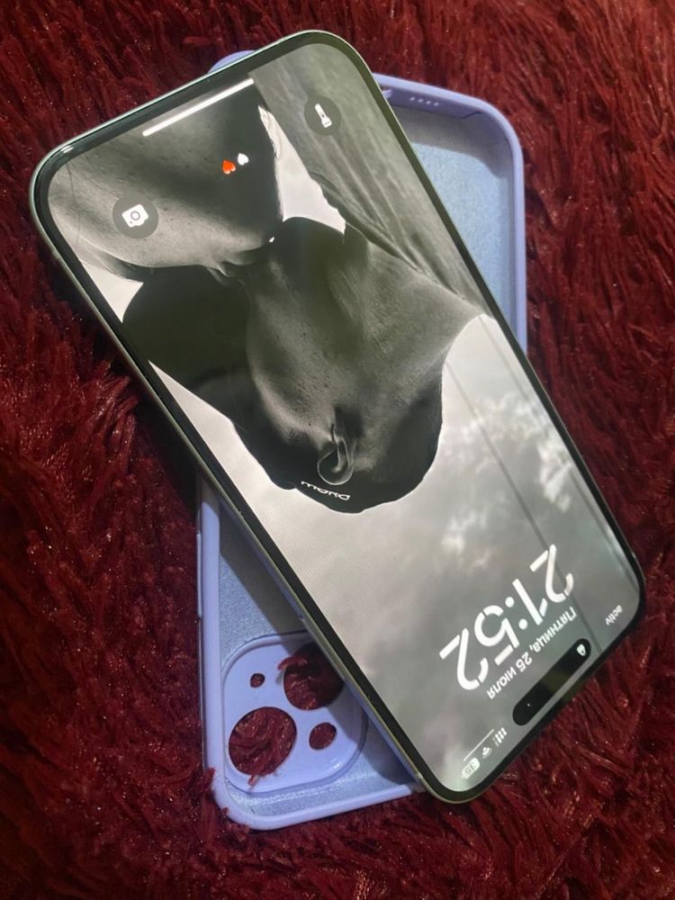Продам Iphone 15 plus