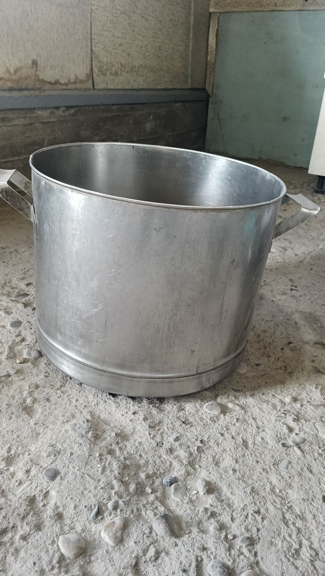 Продам нержавеющей бак