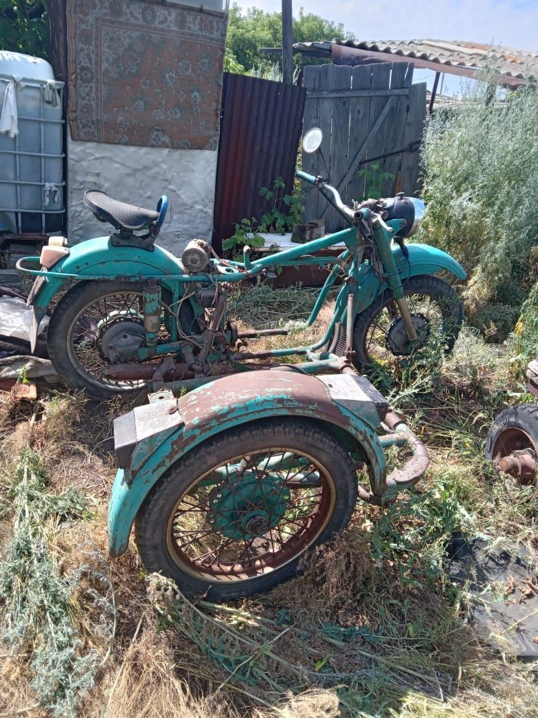 Продам урал и запчасти