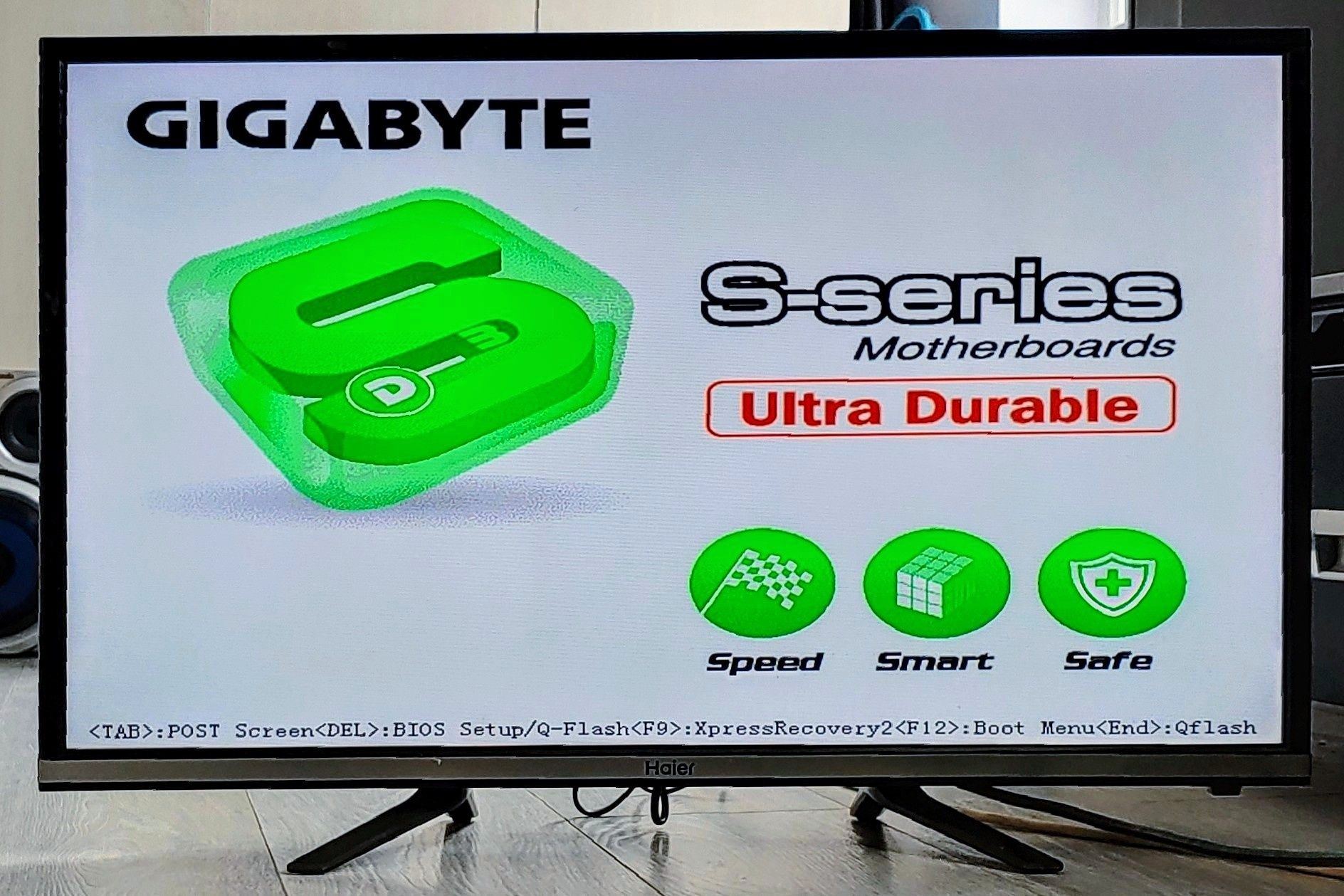 Продам сисиемный блок GIGABYTE