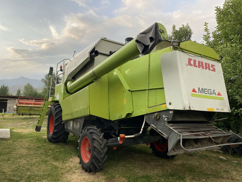 Продам комбайн класс