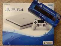 PlayStation 4 slim полной комплектации, 1 джойстик, камера.