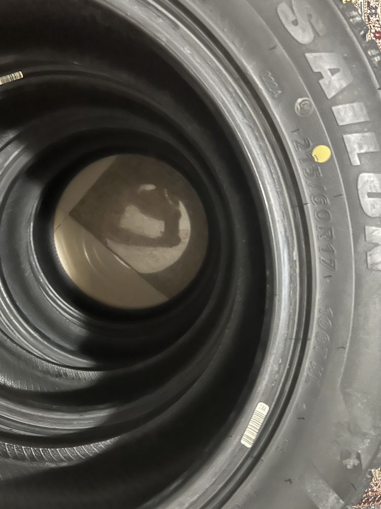 Шины Sailun Ice Blazer Arctic 215/60 R17 100T – отличное состояние.