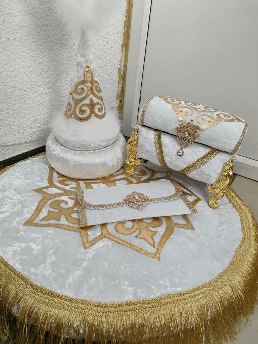 Тойбастар, поднос, корзина