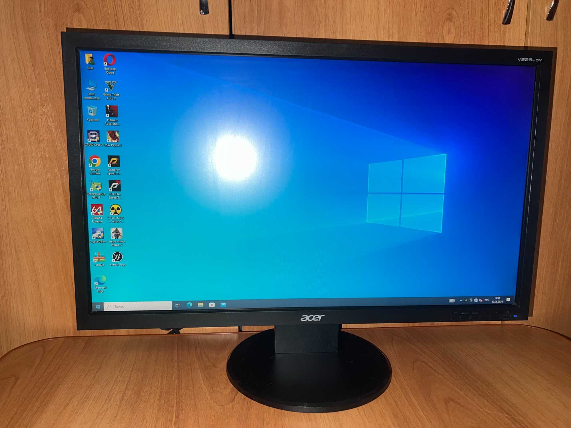Продам монитор Acer в отличном состоянии (75Гц, 5мс, 1920 на 1080).