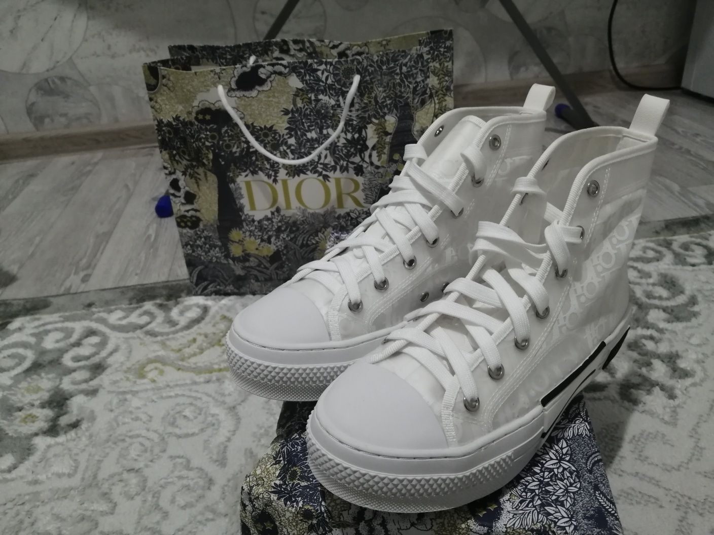 Новые кеды Dior 38 размер по низкой цене
