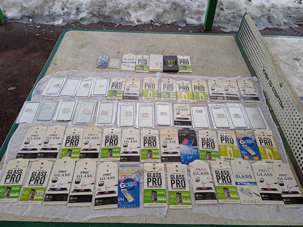 Продаю  компьютер, чехлы, защитные стекло, запчасти для  телефонов