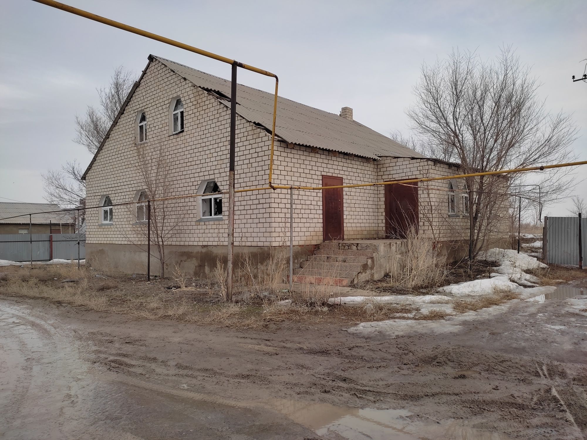 Дом, Заводская 2/7