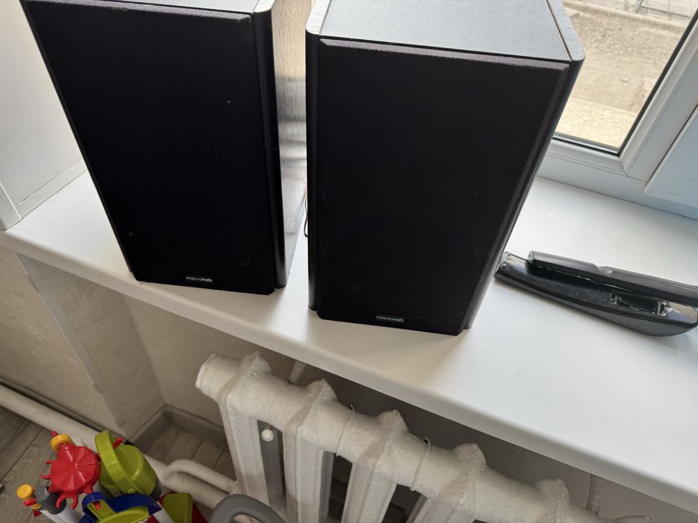 Продам колонки microlab