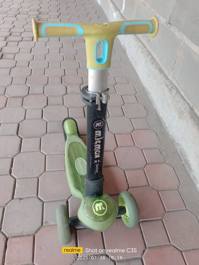 Продам Самокат и велосипед