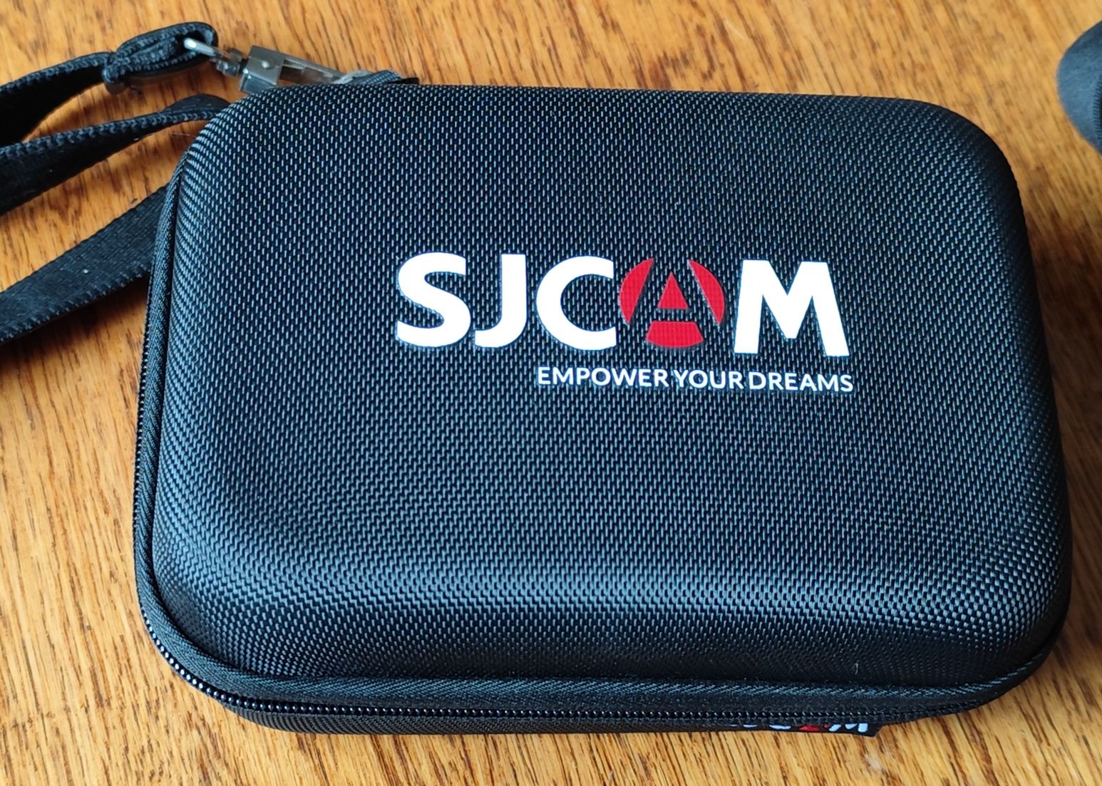 Продам Экшн-Камеру SJCAM!