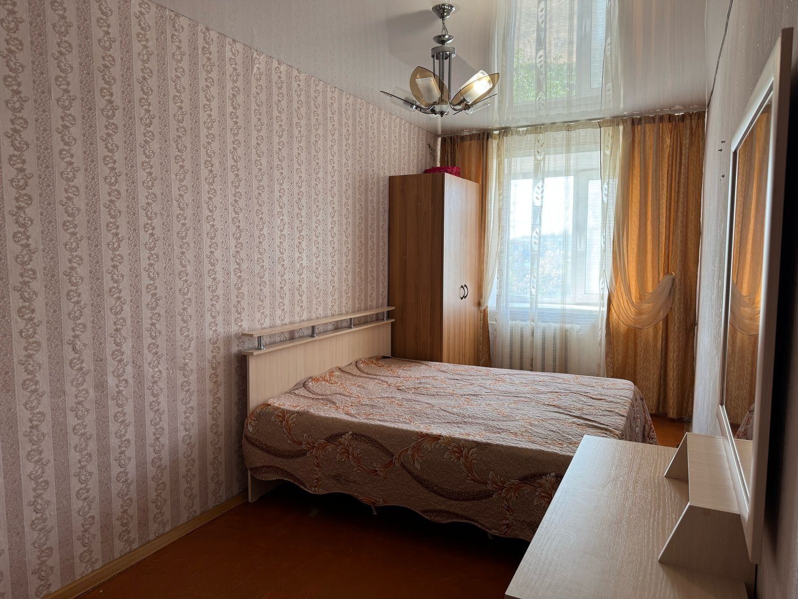 Продам 3-х комнатную квартиру  в г Рудный  ул Горняков 86