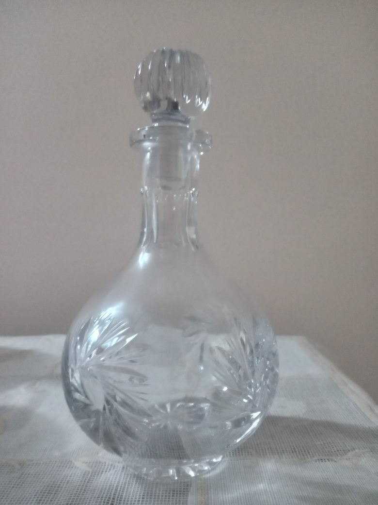 Для любителей  советского  хрусталя. Продам конфетницы,вазы и графин