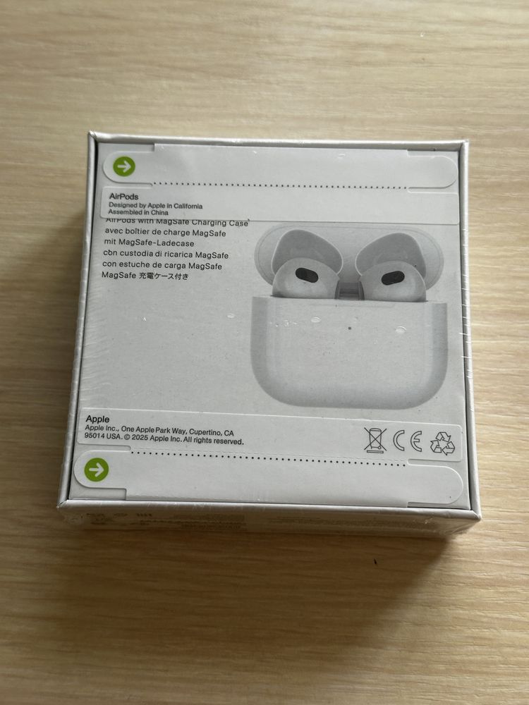 Наушники AirPods 3 как оригинал + чехол в подарок