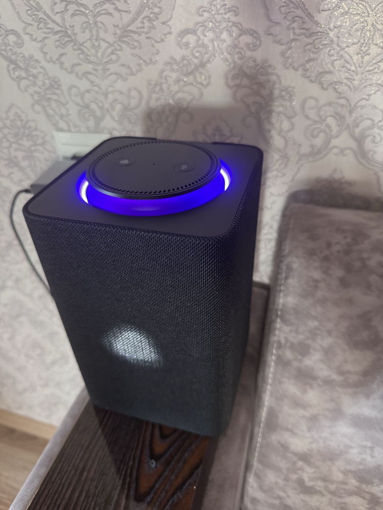 Умная колонка Яндекс Макс с Zigbee Graphite YNDX-00053K
