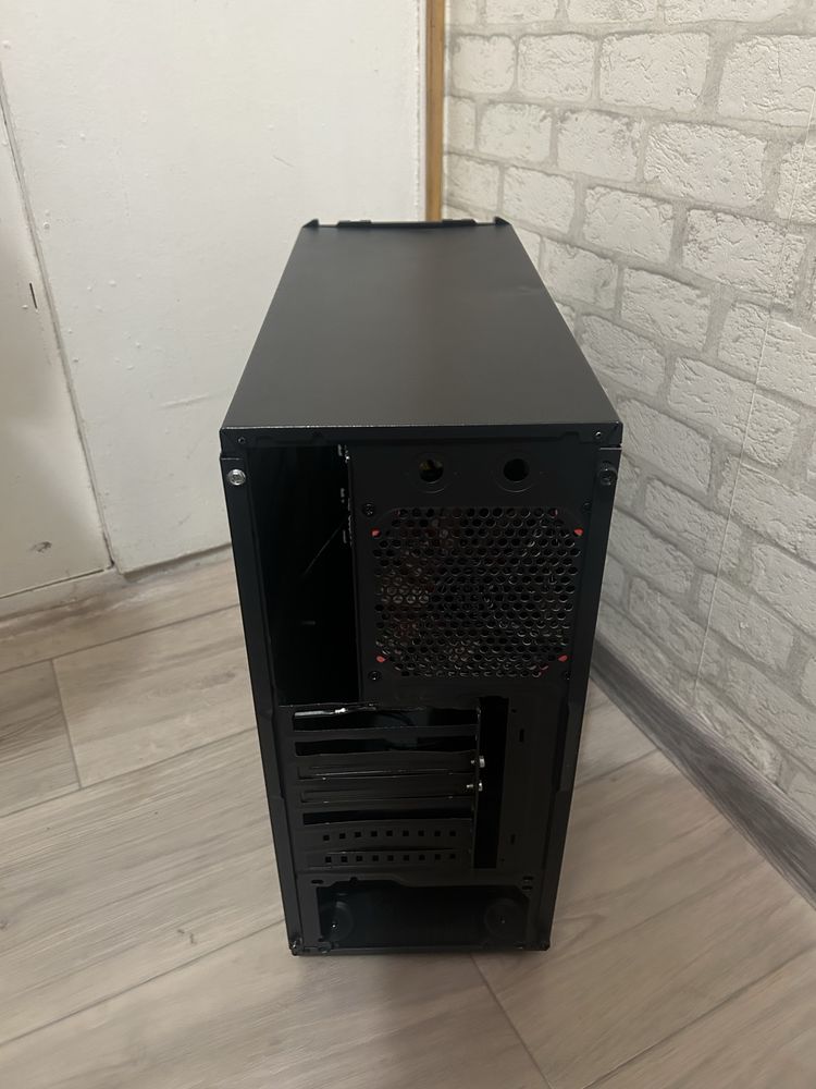 Корпус для ПК AeroCool