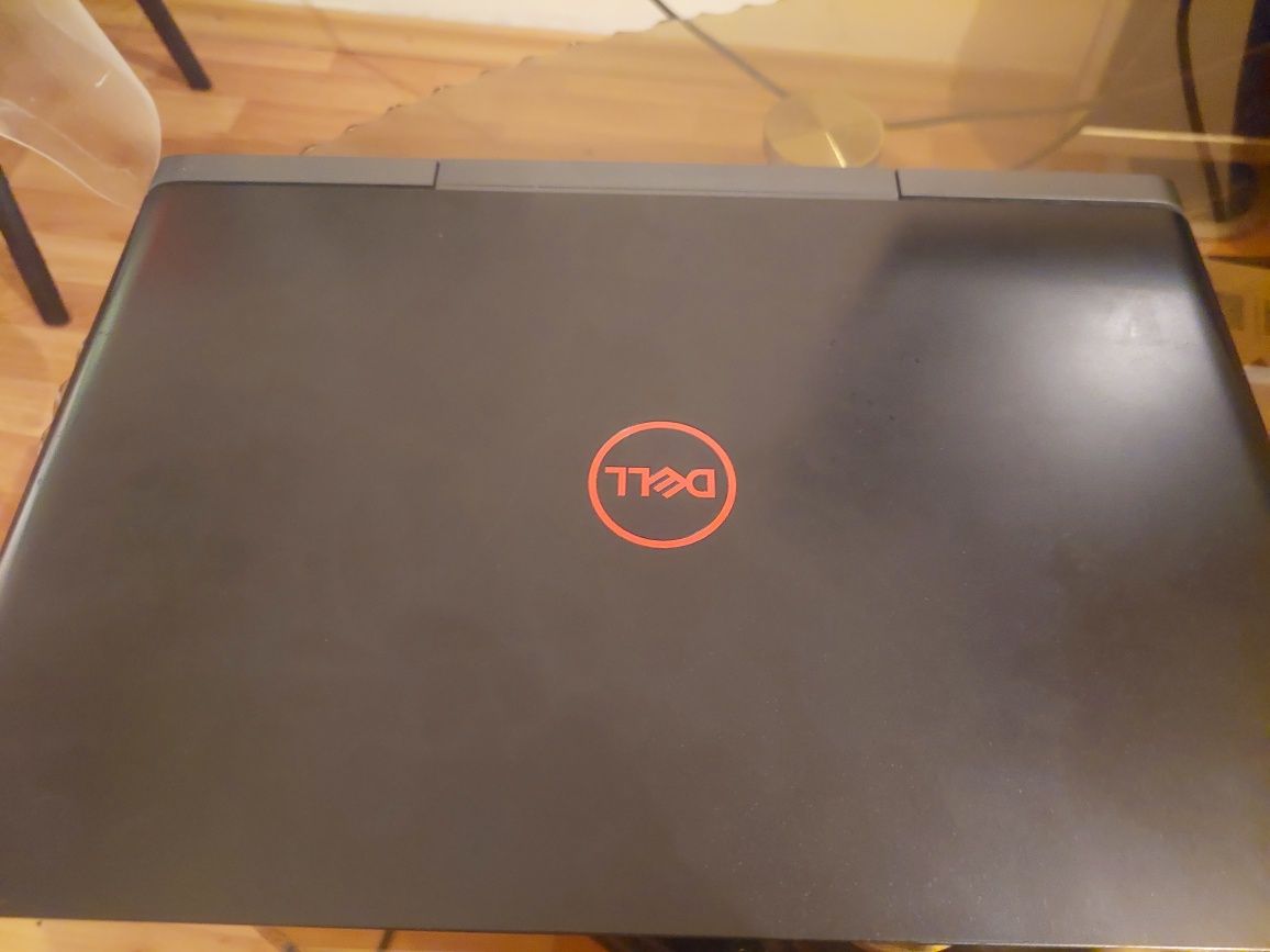 Dell i7-7 , 1050Ti 4gb