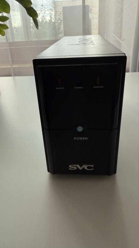 Продам UPS (SVC V-600-L)