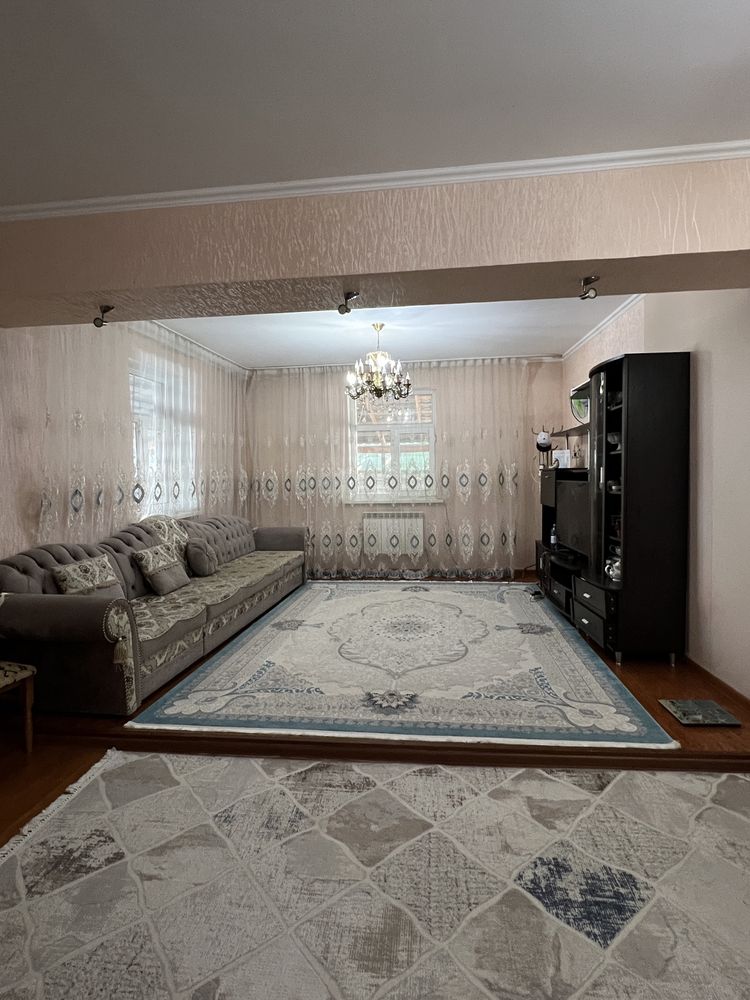 Продам двухэтажной дом